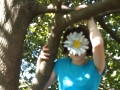 Video_FlowerGirl_tree