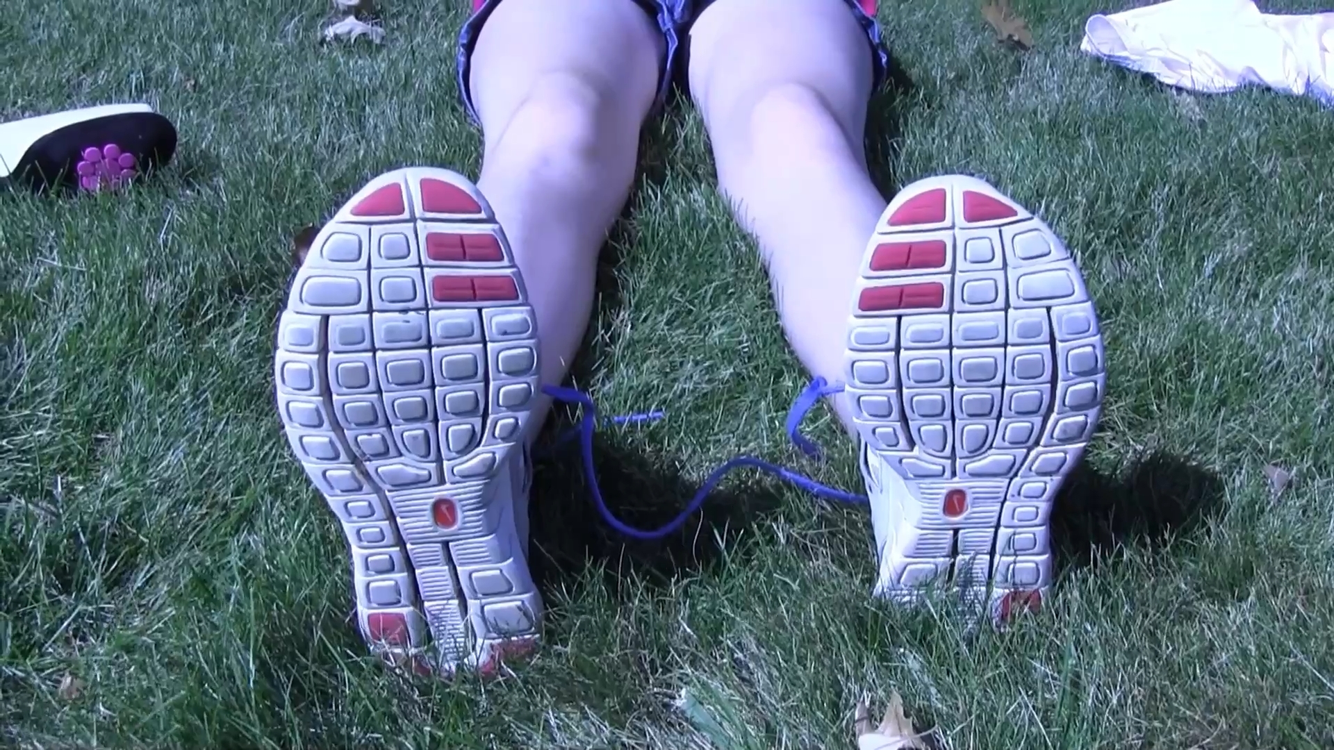 Tennis-shoes